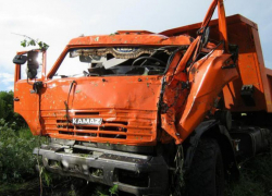 На автодороге Ольгинская-Волгодонск перевернулся КАМАЗ – есть пострадавшие