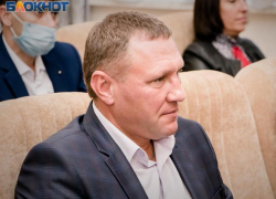 Женился и увеличил доход почти в 3 раза в 2021 году депутат Волгодонской Думы Сергей Асташкин