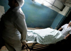 Мертвый волгодонец несколько дней просидел за обеденным столом