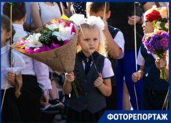 В Волгодонске почти 2000 первоклассников сели за парты 