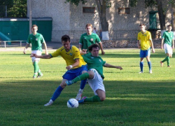 Футболисты ФК «Маяк» провалили первую домашнюю игру сезона