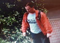 Угрожая ножом, насильник связал и обокрал 34-летнюю волгодончанку в квартире 