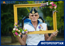 Яркую концертную программу подарили жителям округа №14 в честь 70-летия Волгодонска  