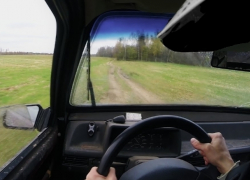 В Волгодонском районе угонщик «Жигули» не справился с управлением и улетел в кювет 