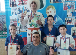 Волгодонские дзюдоисты завоевали несколько наград на первенстве области