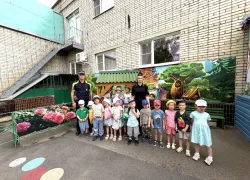 Маленькие пешеходы и большие правила: «светиться» ради жизни научили воспитанников детского сада  «Катюша»    