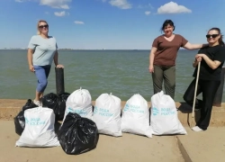 Более двух километров береговой линии Цимлянского водохранилища очистили волгодонские волонтеры