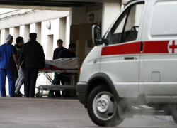 17-летний волгодонец, выпавший с балкона 5-го этажа, впал в кому