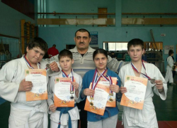 Волгодонские спортсмены привезли семь медалей с турнира по дзюдо