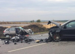 Двое командированных на РоАЭС мужчин погибли при лобовом столкновении по дороге домой из Волгодонска