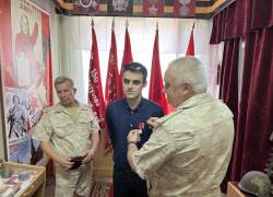 «Испытываете, конечно, маму на прочность»: молодой боец из Волгодонска и его отец поочередно сменяют друг друга в зоне СВО