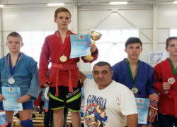 Волгодонец выиграл турнир памяти героев-пионеров в Каменск-Шахтинском