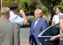 Губернатор Голубев приехал в Волгодонск: днем поедет на набережную, вечером - на базу отдыха