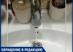 Из-за слабого напора холодной воды волгодонцы вынуждены охлаждать горячую