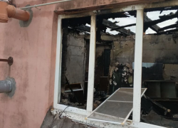  Страшный пожар в Цимлянском районе оставил пенсионеров без крыши над головой 
