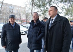 Атомщики благоустраивают в старой части Волгодонска сквер за 2,6 миллионов рублей