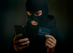 МВД предупреждает о новой схеме мошенничества с использованием блокировки банковских карт