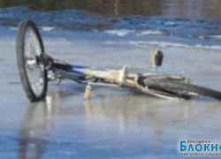 На глазах у спасателей чуть не утонул велосипедист