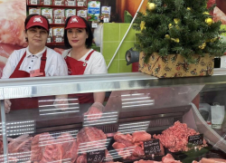 С Новым годом жителей Волгодонска поздравляет сеть фирменных магазинов «Колизей»