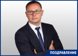 Депутат округа №19 и директор «Блокнот Донецк» Алексей Плотников отмечает день рождения 