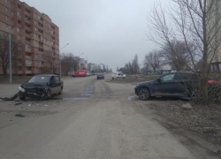 На опасном перекрестке улиц Гаражной и Индустриальной произошло очередное ДТП