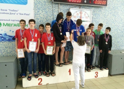 Волгодонские пловцы обновили личные рекорды на соревнованиях в Шахтах