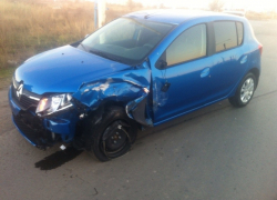 Волгодонец попал в серьезное ДТП, едва успев выехать из автосалона