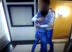 Волгодонцы возмущены и шокированы откровенным поведением гомосексуалистов в одном из караоке города (18+)