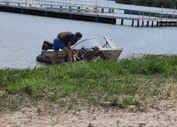 Скончался волгодонец, которого пытались спасти после утопления на «пятом»  