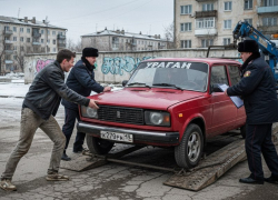 У 19-летнего гонщика из Волгодонска отобрали машину и передали государству 