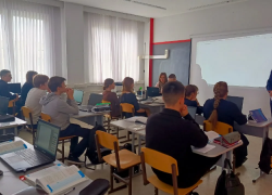 Офицер-следователь из Морозовска предупредил школьников об экстремизме в сети