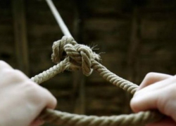 В Волгодонске пенсионера нашли повешенным в квартире на Ленинградской