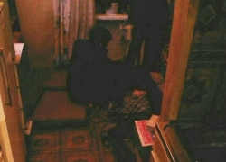 В одной из квартир Волгодонска нашли мертвого мужчину с синяками на ребрах