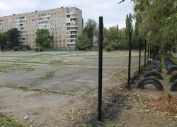 В Волгодонске украли забор у 16-го лицея