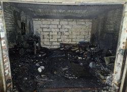 Неисправный трансформатор сжег гараж в Семикаракорске 