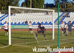 ФК «Волгодонск» забил с пенальти и продолжил гонку за лидерами