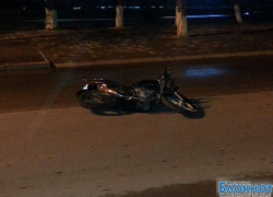 В ночь на 21 апреля в Волгодонске столкнулись «Акцент» и мотоцикл