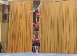 Акробаты из Волгодонска стали двукратными серебряными чемпионами и победителями ЮФО