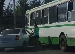В Волгодонске произошло ДТП из-за непостоянства водителя автобуса
