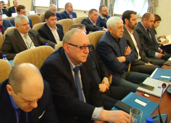 Волгодонские депутаты оценили работу женщины-градоначальника Ткаченко как удовлетворительную