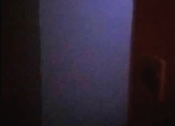 «Из подъезда выйти невозможно, все в дыму»: волгодончанка оказалась в заточении из-за горящей квартиры на В-17