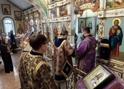 В храмах Волгодонска поминают погибших в террористическом акте в Москве