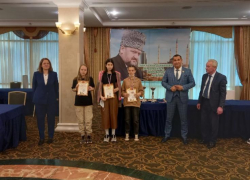 «Серебро» и «бронзу» завоевали юные волгодончанки среди лучших шахматистов России 