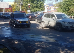 Водитель Киа сбил женщину на пешеходном переходе по улице 30 лет Победы