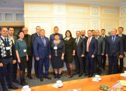 Депутаты Волгодонска и Шахт подписали Соглашение о взаимодействии представительных органов самоуправления