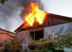 В Волгодонске в очередной раз сгорел сарай