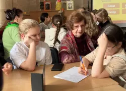 Бабушек и внуков понимать друг друга научит проект «Мост поколений» в Волгодонске