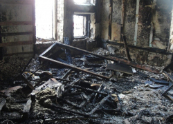 Почти час тушили бесхозные строения в садоводстве «Атоммашевец» 