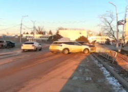 Убегали как зайцы: появилось видео устроенного школьником массового ДТП в Волгодонске