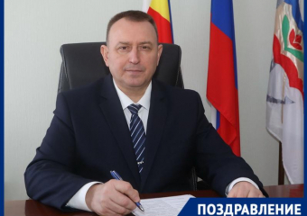 «Спасибо за труд и стремление сделать наш город лучше»: Юрий Мариненко поздравил волгодонцев с Днем весны и труда 